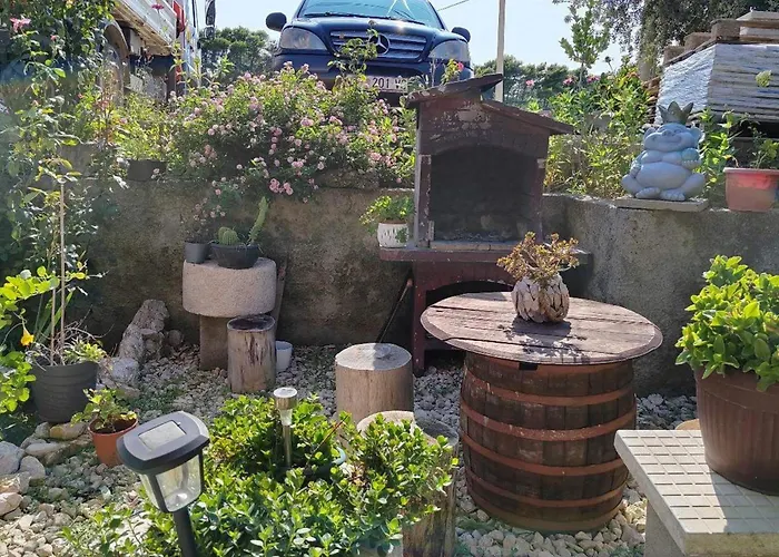 With Parking Space Mundanije, Rab - 23299 Apartamento Rab Town