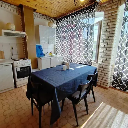 Apartman With Parking Space Mundanije, Rab - 23299 Rab Town